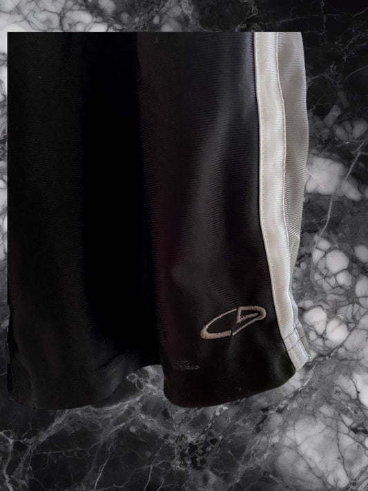 These C9 by Champion athletic shorts for boys are made with an elastic waistband and feature the iconic C9 logo on the leg.
These athletic shorts are perfect for wearing to school, to the gym, or for a fun summer workout.
With their high-quality construction and comfortable fit, your child will be able to move around freely and stay cool and comfortable all day long.