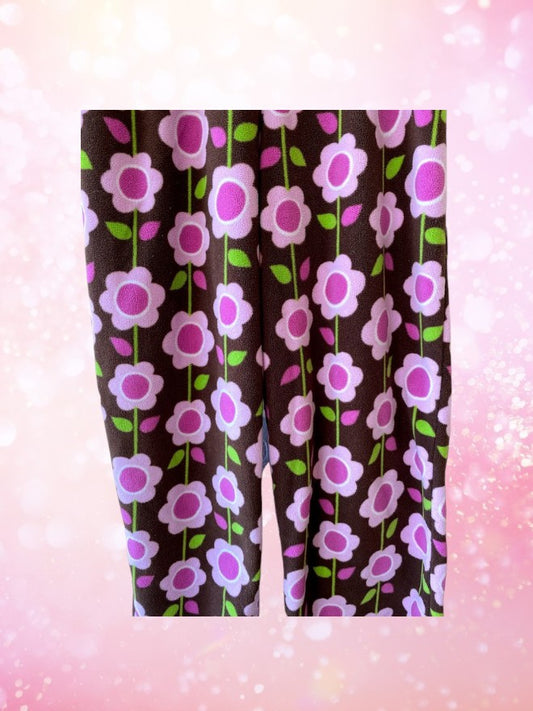 Get ready to drift off to dreamland in absolute comfort with Carter's pajama bottoms
