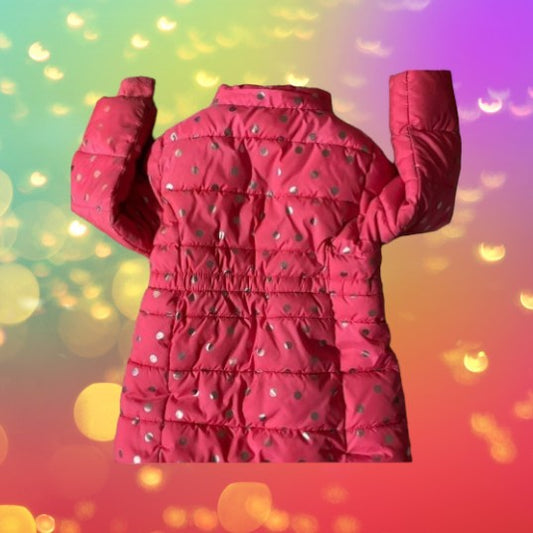 Member’s Mark cozy puffer winter coat features a secure zipper, snap closure and serpa lining