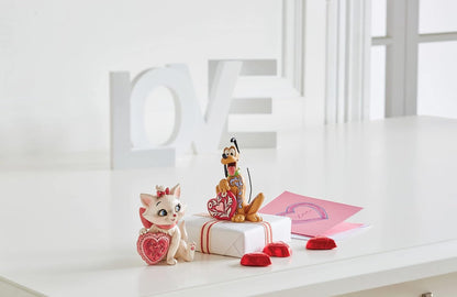 Disney Traditions The Artistocats Marie Holding Heart Valentine Figurine