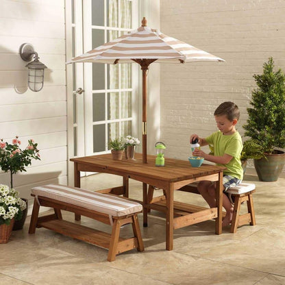 Enjoy meals and fun outside in the fresh air with your children