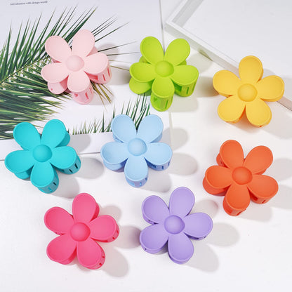 Elegant and durable flower hair claw clips with interlocking teeth design