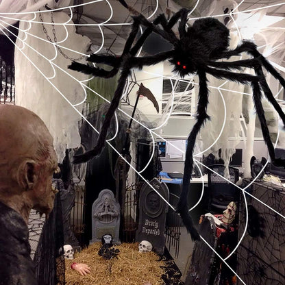 Get ready for Halloween with this triangular giant spider web and Halloween spider