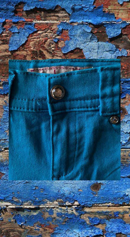 The Lulu Luv Sequin Jeans for girls feature a convenient pull up design and stylish rhinestone buttons