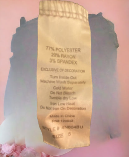 Featuring an adorable unicorn applique and sparkling sequins, this sweatshirt is perfect for girls who want to add some magic to their wardrobe