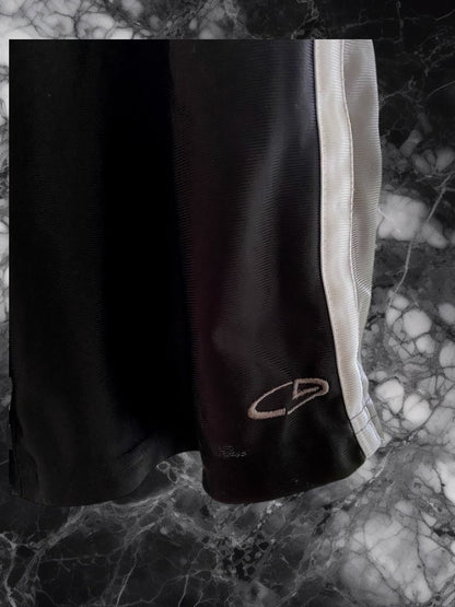 These C9 by Champion athletic shorts for boys are made with an elastic waistband and feature the iconic C9 logo on the leg.
These athletic shorts are perfect for wearing to school, to the gym, or for a fun summer workout.
With their high-quality construction and comfortable fit, your child will be able to move around freely and stay cool and comfortable all day long.