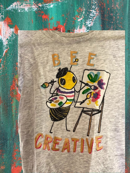 Old Navy little girl's cotton graphic tee has an eye-catching design that is both colorful and cute