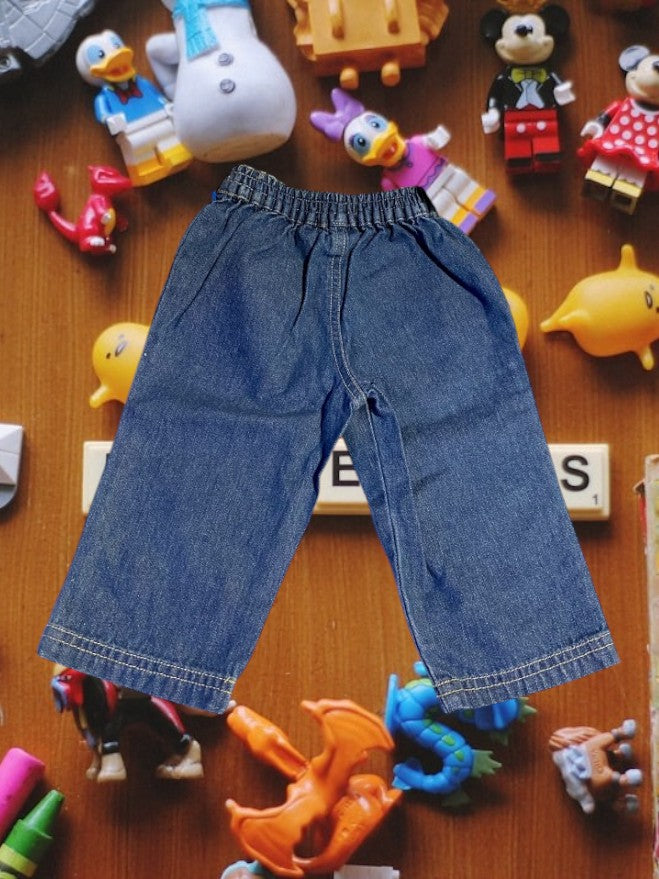 Designed with your toddler in mind, these cotton jean pants are perfect for everyday wear