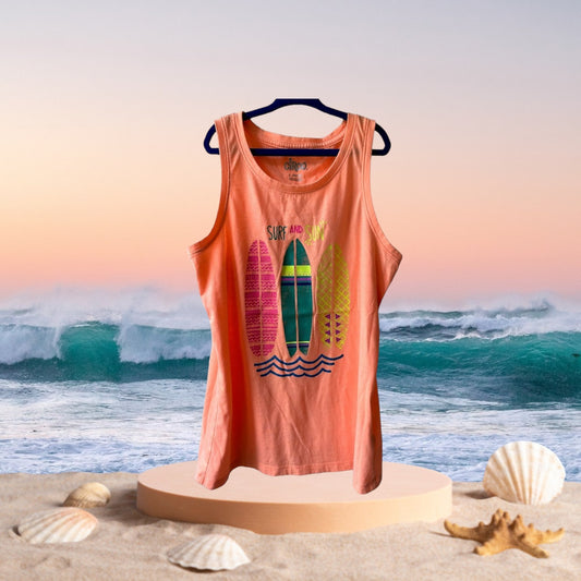 Enjoy the summer in this surf and sun graphic tee