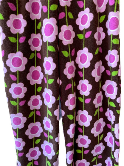 Get ready to drift off to dreamland in absolute comfort with Carter's pajama bottoms