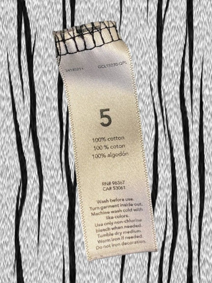 With a touch of humor, this OshKosh Originals boy's graphic tee is perfect for boys