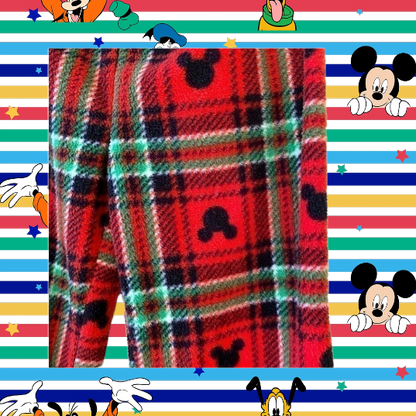 Enjoy the ultimate in comfort and style with these Disney decorative pajama bottoms for girls