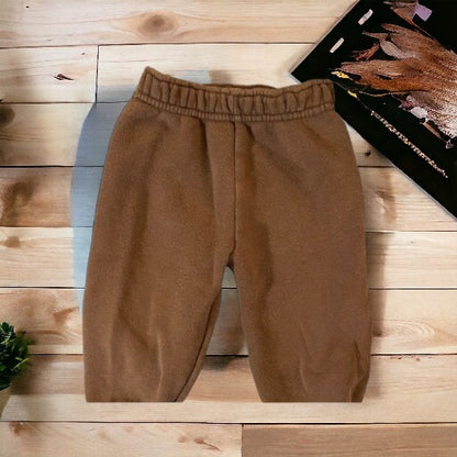 Get your little one ready for all-day playtime with Garanimals boy's sweatpants