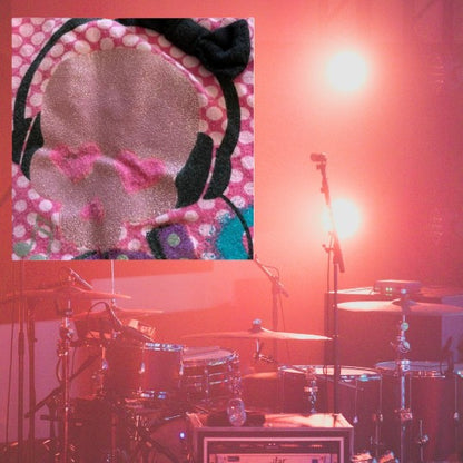 Pretty Appliqué Graphic Headphone Music Top